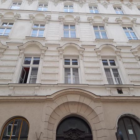 Erkel Rooftop Suites Budapest Bagian luar foto