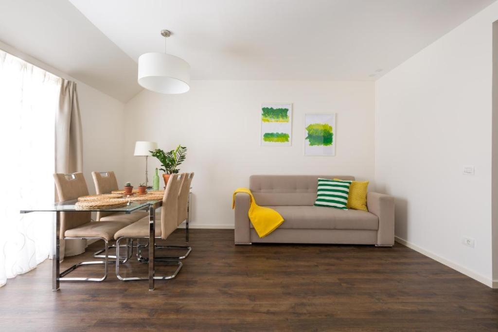 Erkel Rooftop Suites Budapest Bagian luar foto
