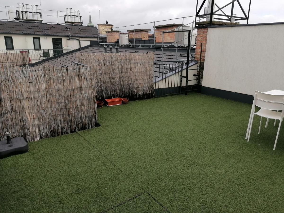 Erkel Rooftop Suites Budapest Bagian luar foto